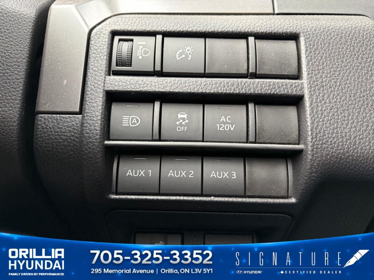 2024 Toyota Tacoma 4x4 Double Cab Auto SB Photo