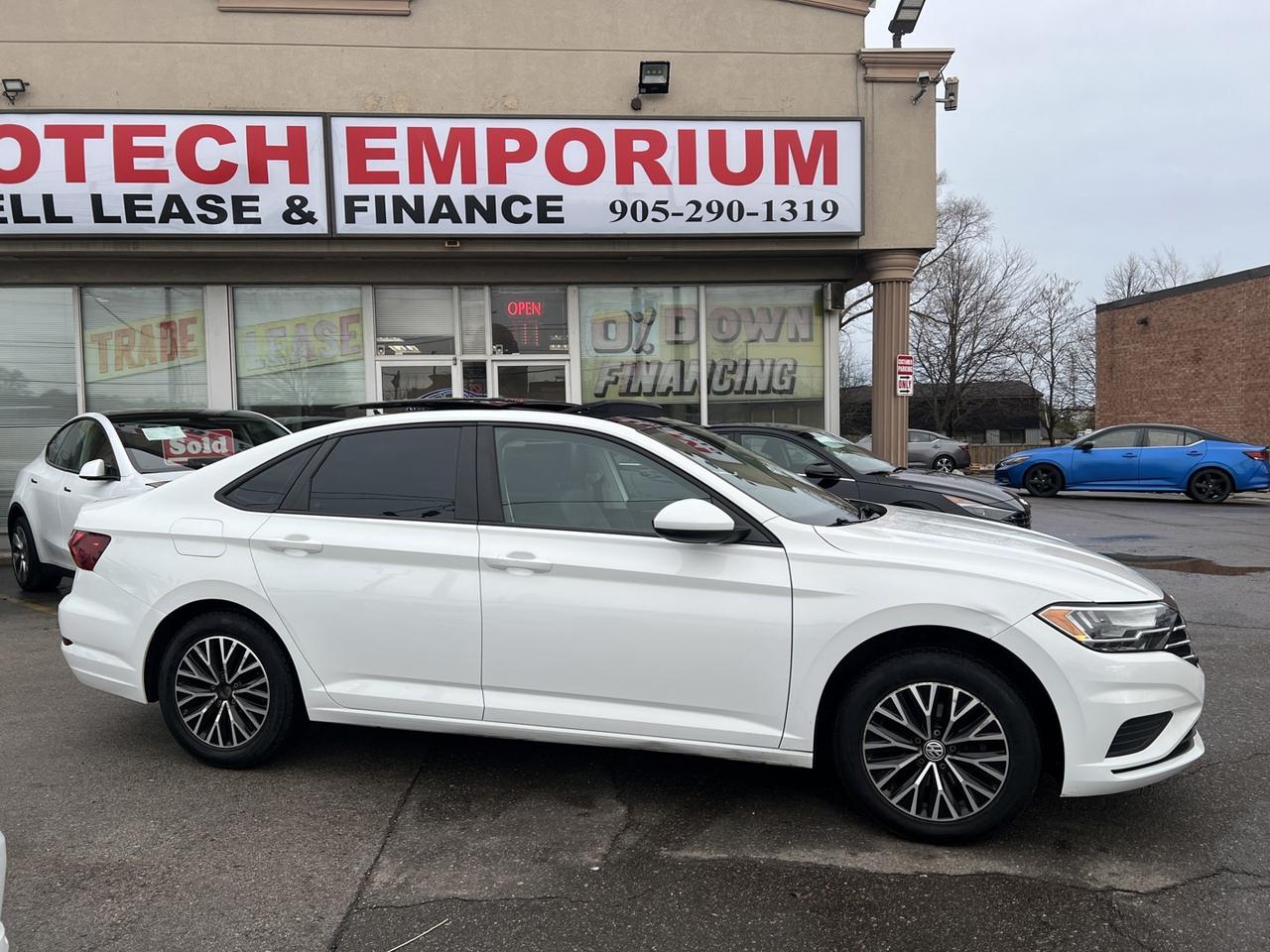 2019 Volkswagen Jetta Highline   Leather   Sunroof   Htd Seats Photo3