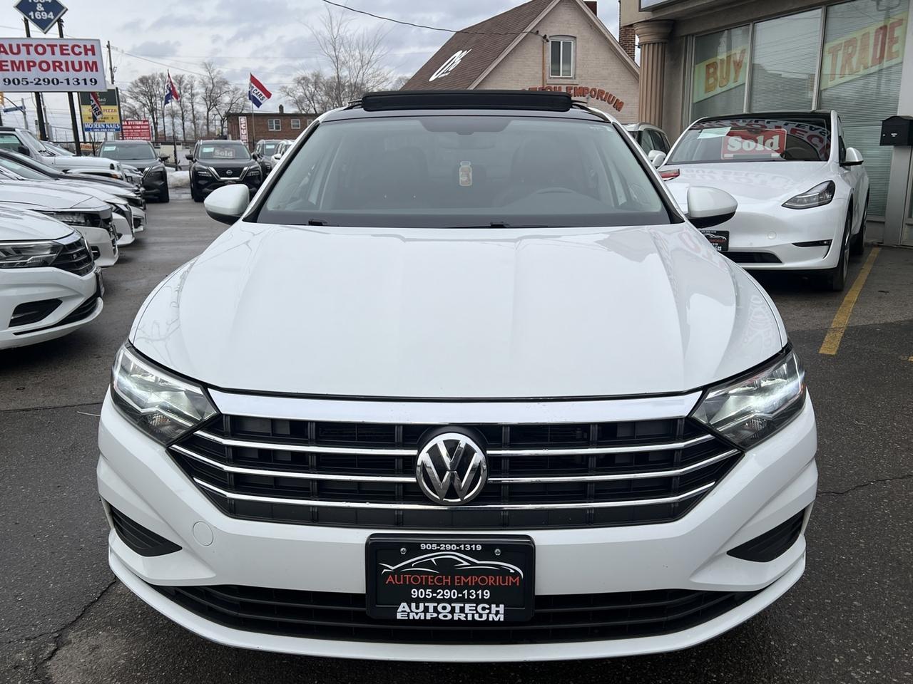 2019 Volkswagen Jetta Highline   Leather   Sunroof   Htd Seats Photo