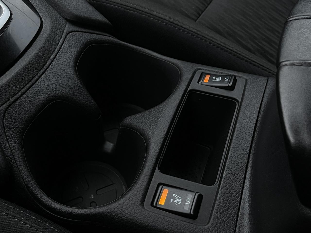 2020 Nissan Rogue Special Edition AWD   Htd Steering   Blind Spot Photo