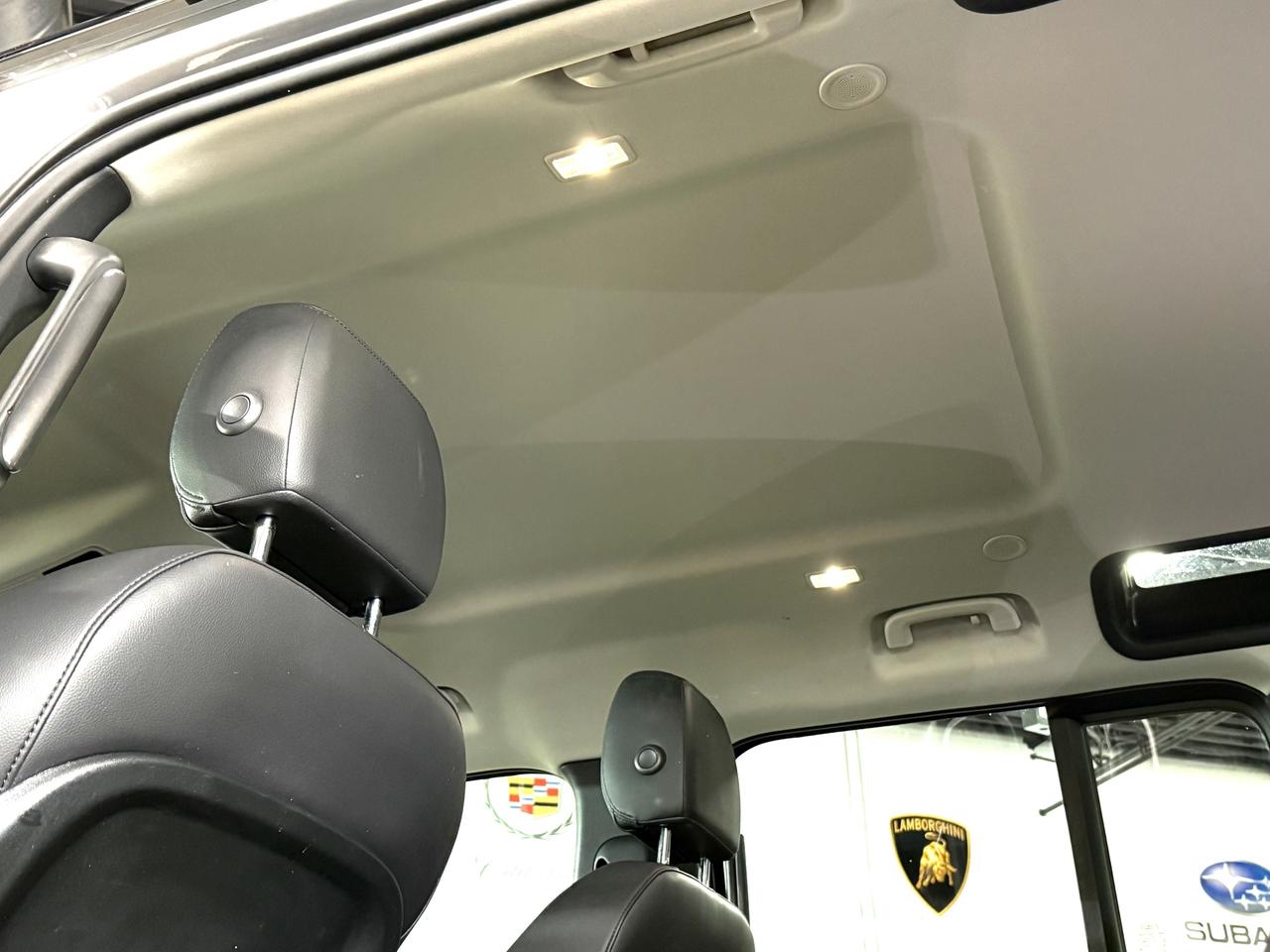 2023 Land Rover Defender No Accidents l 110S l AWD l Land Rover Warranty l Photo