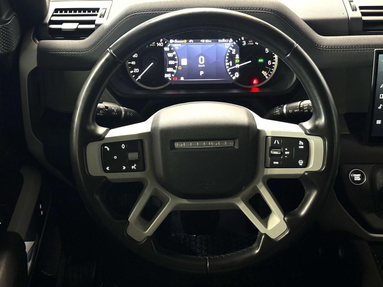 2023 Land Rover Defender No Accidents l P300S l 110 l Land Rover Warranty l Photo