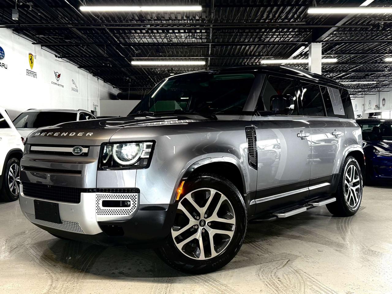 2023 Land Rover Defender No Accidents l P300S l 110 l Land Rover Warranty l Photo