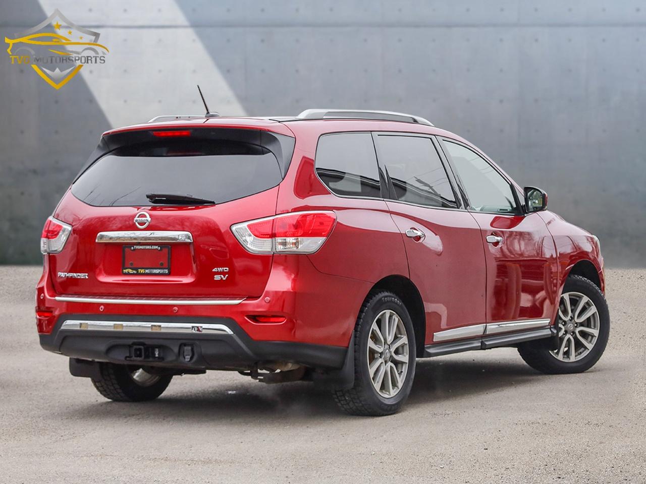 2015 Nissan Pathfinder SL 4WD PREMIUM TECH PACK - SAFETY INCLUDED! Photo