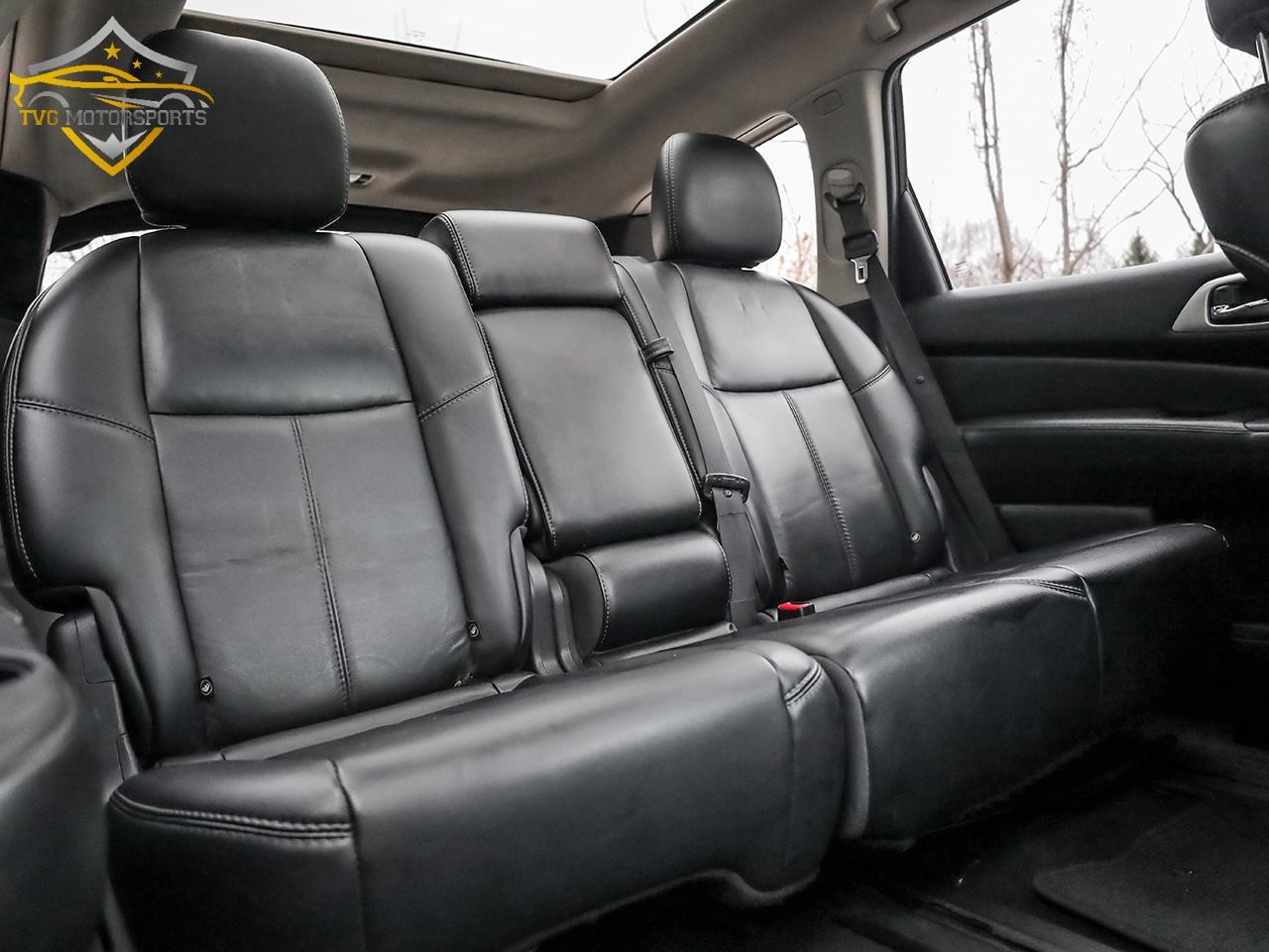 2015 Nissan Pathfinder SL 4WD PREMIUM TECH PACK - SAFETY INCLUDED! Photo