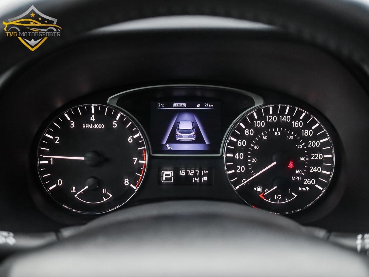 2015 Nissan Pathfinder SL 4WD PREMIUM TECH PACK - SAFETY INCLUDED! Photo