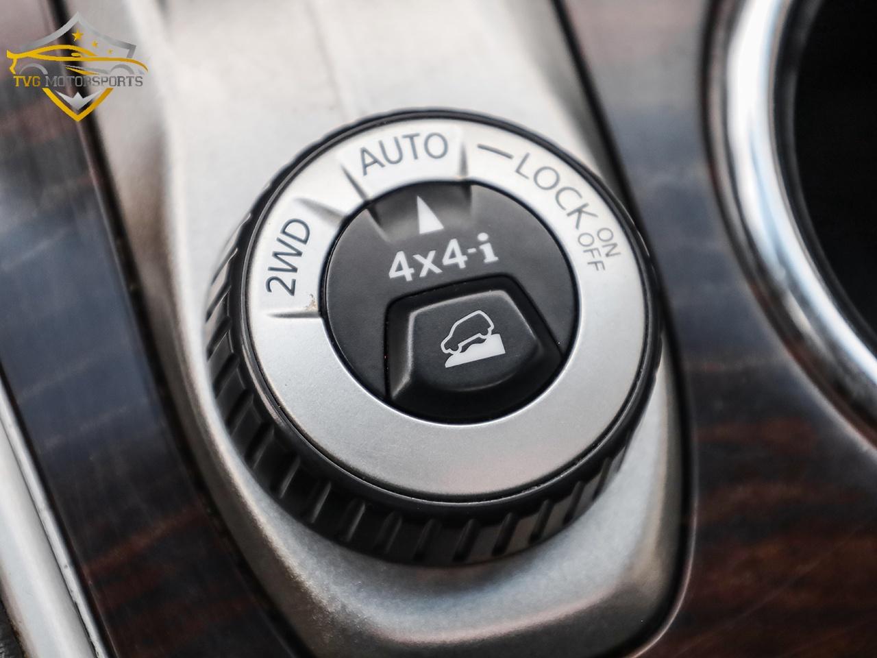 2015 Nissan Pathfinder SL 4WD PREMIUM TECH PACK - SAFETY INCLUDED! Photo