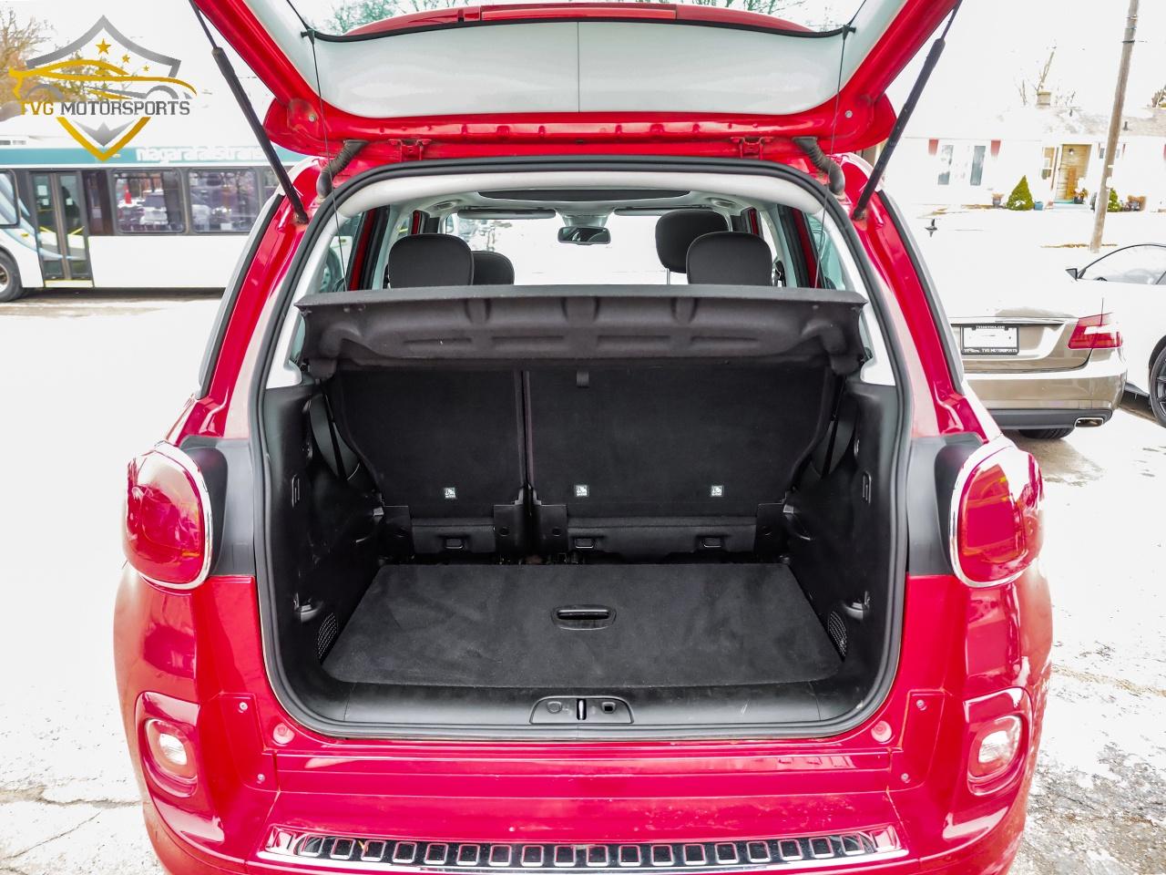 2015 Fiat 500L LOUNGE SPORT HATCBACK - Local Trade Low Kms! Photo