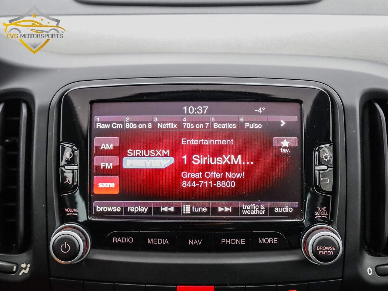 2015 Fiat 500L LOUNGE SPORT HATCBACK - Local Trade Low Kms! Photo