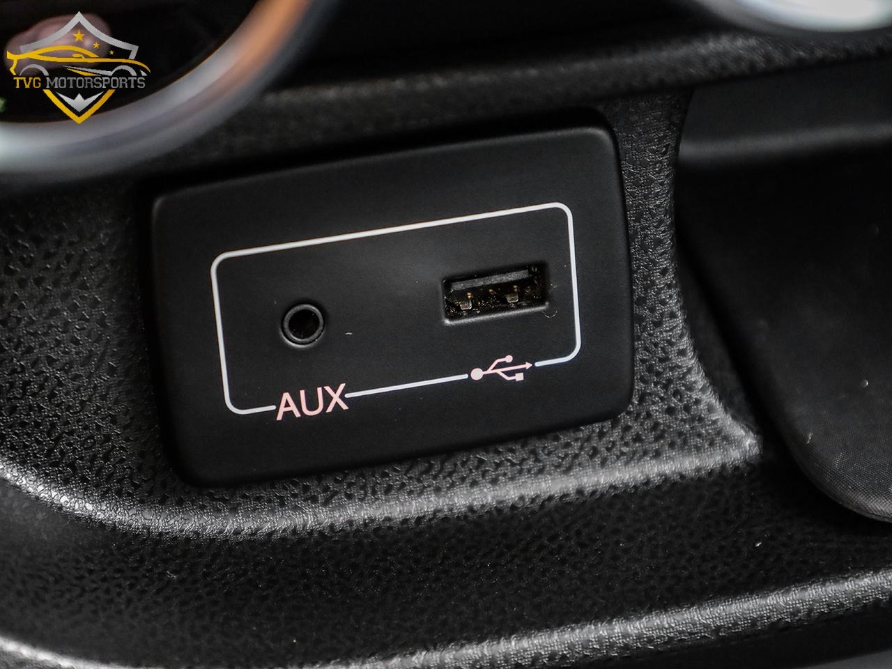 2015 Fiat 500L LOUNGE SPORT HATCBACK - Local Trade Low Kms! Photo