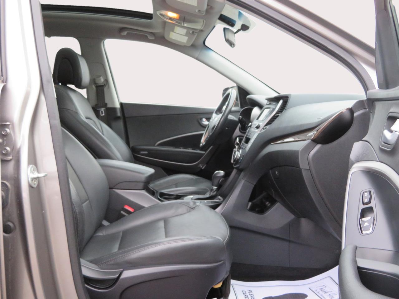 2017 Hyundai Santa Fe Sport AWD 4dr 2.4L SE Photo