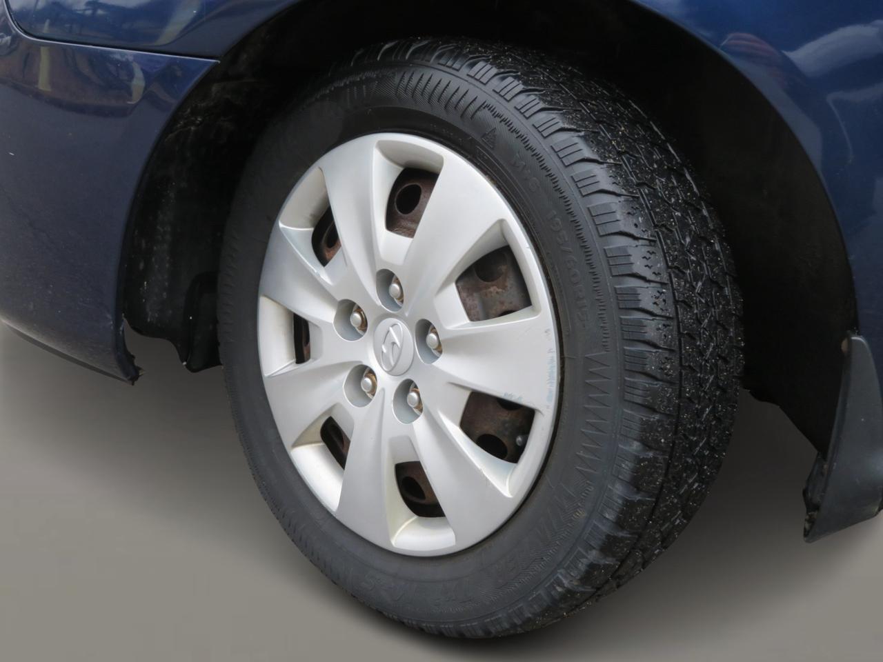 2010 Hyundai Elantra 4DR SDN AUTO GL Photo