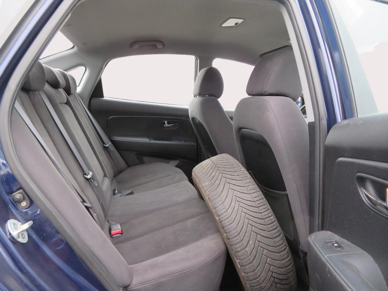 2010 Hyundai Elantra 4DR SDN AUTO GL Photo