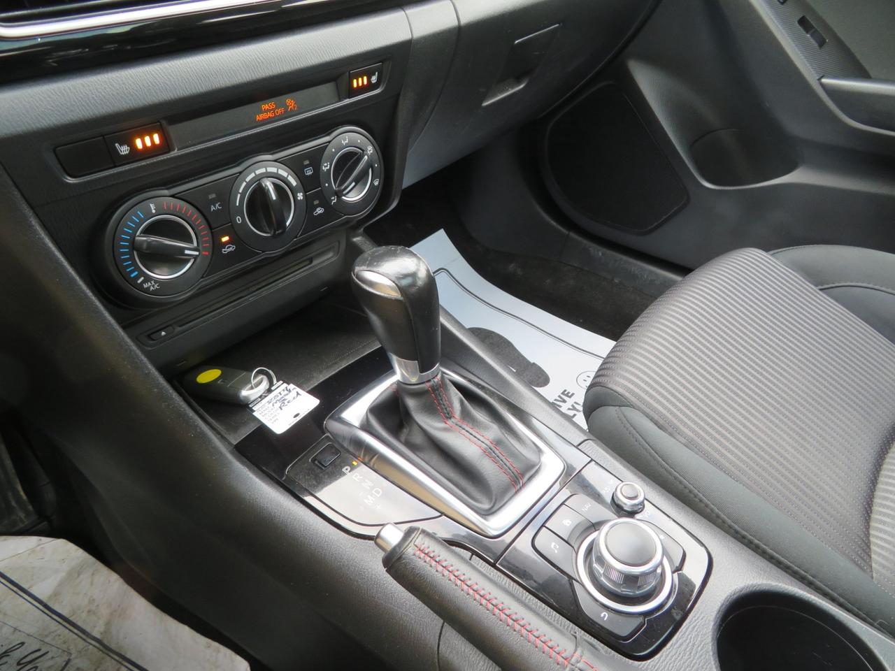 2014 Mazda MAZDA3 4dr HB Sport Man GS-SKY Photo