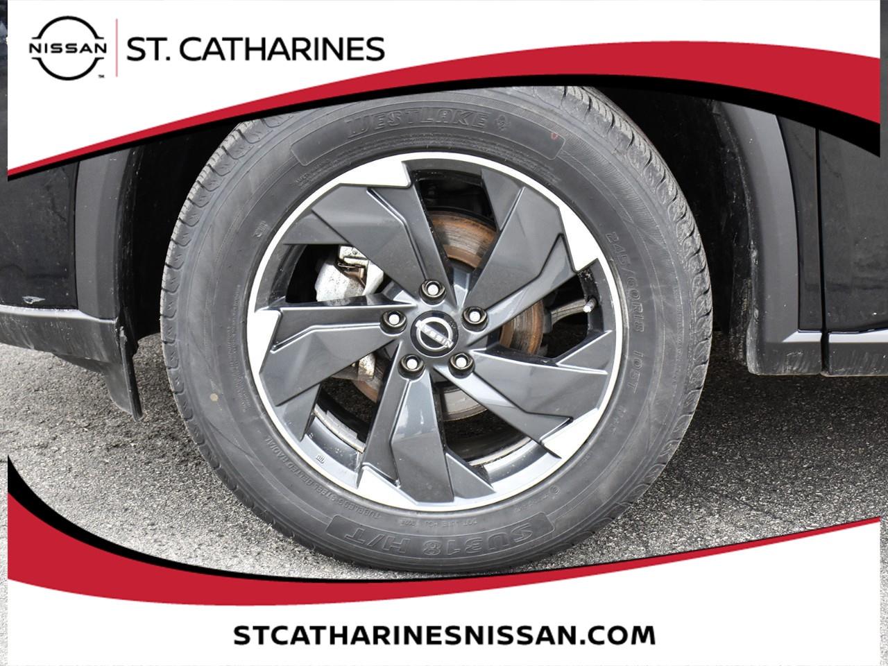 2024 Nissan Rogue SV MOONROOF Photo