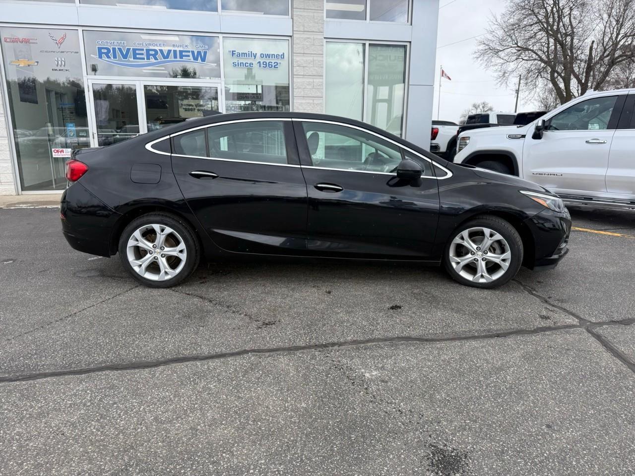 2018 Chevrolet Cruze Premier Auto 4dr Sedan Photo