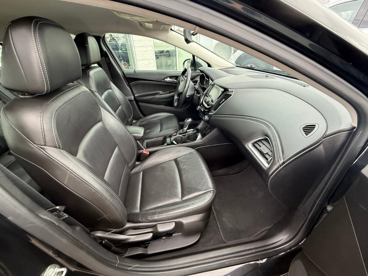 2018 Chevrolet Cruze Premier Auto 4dr Sedan Photo