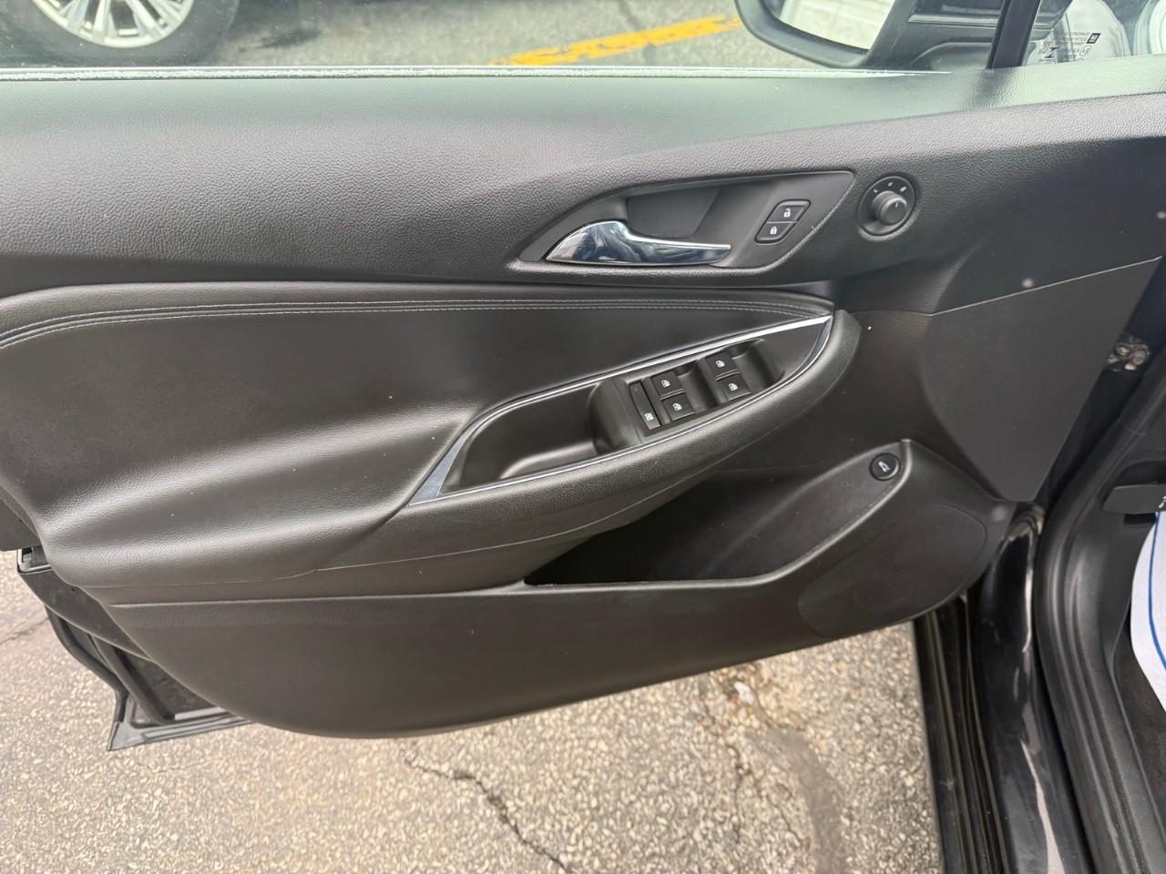 2018 Chevrolet Cruze Premier Auto 4dr Sedan Photo