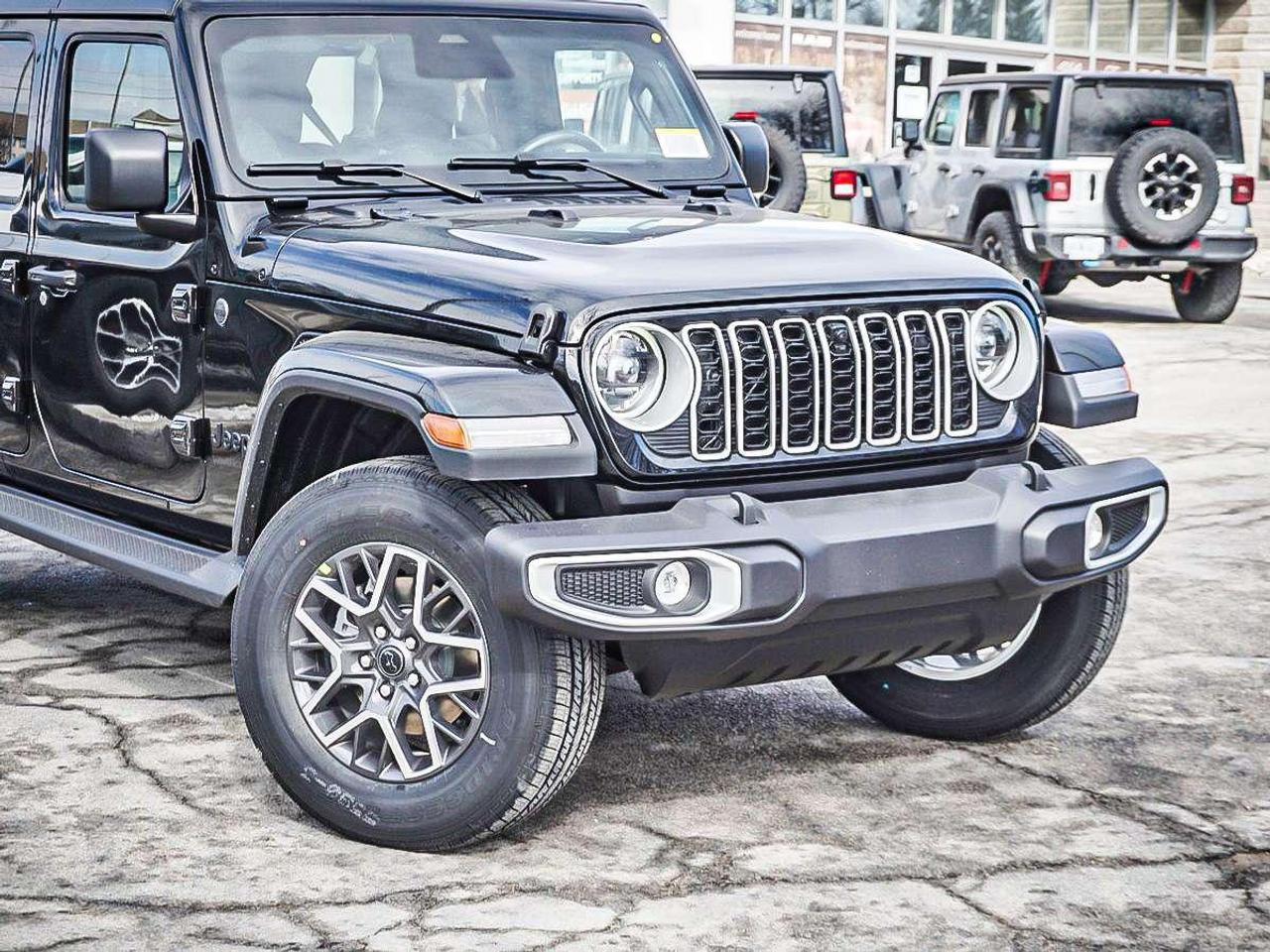 2026 Jeep Wrangler  Photo5