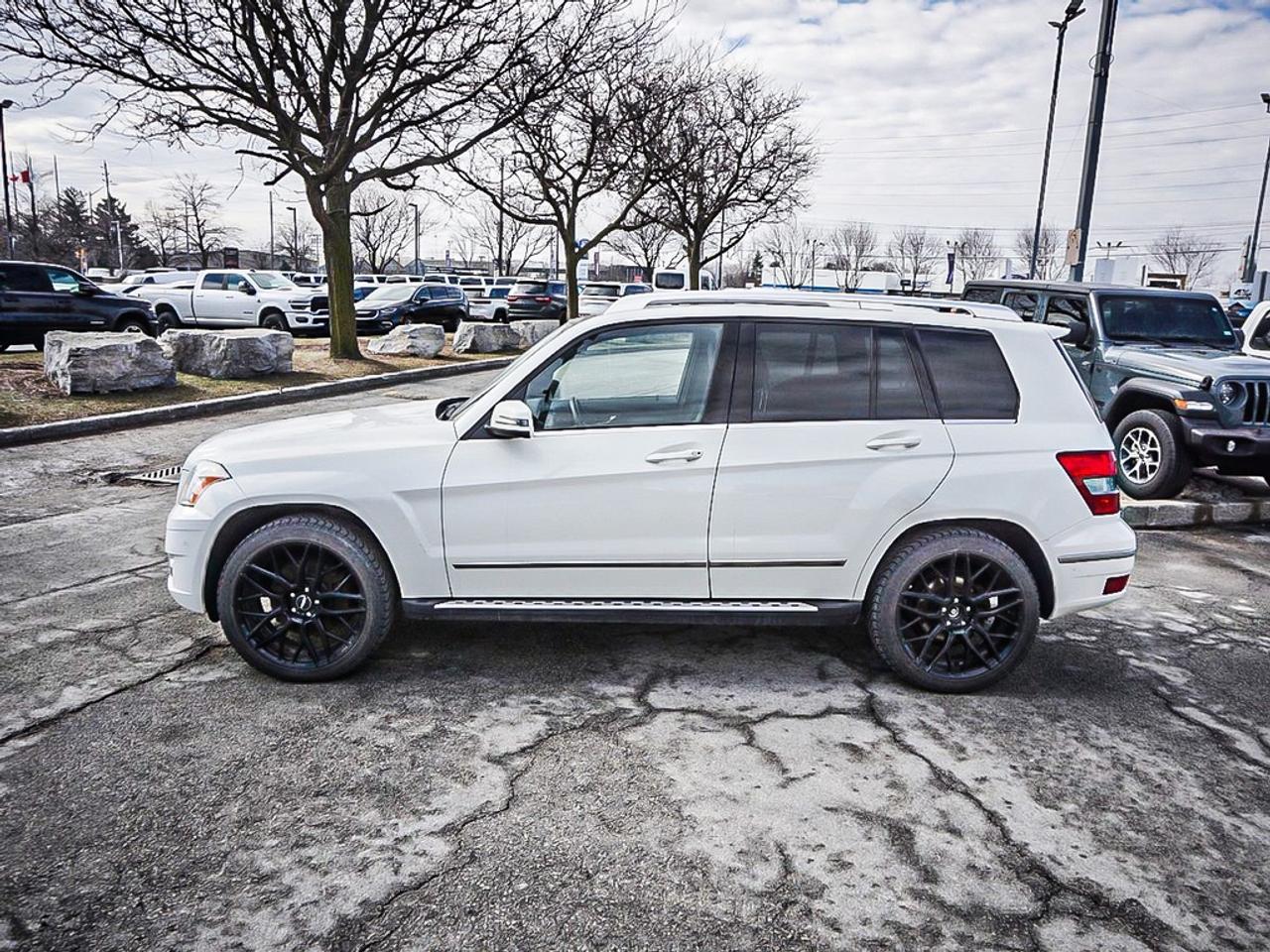 2011 Mercedes-Benz GLK-Class  Photo