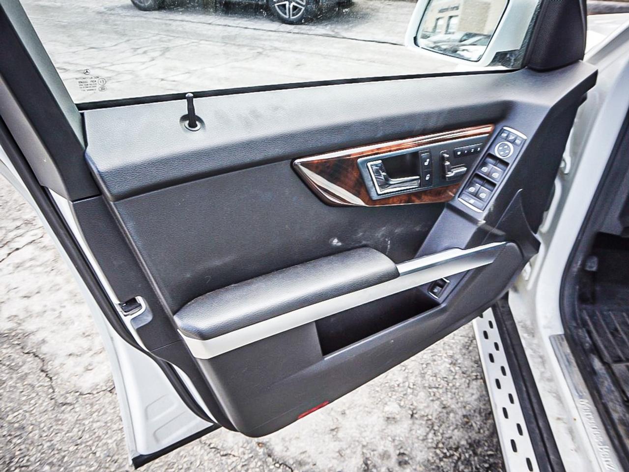 2011 Mercedes-Benz GLK-Class  Photo