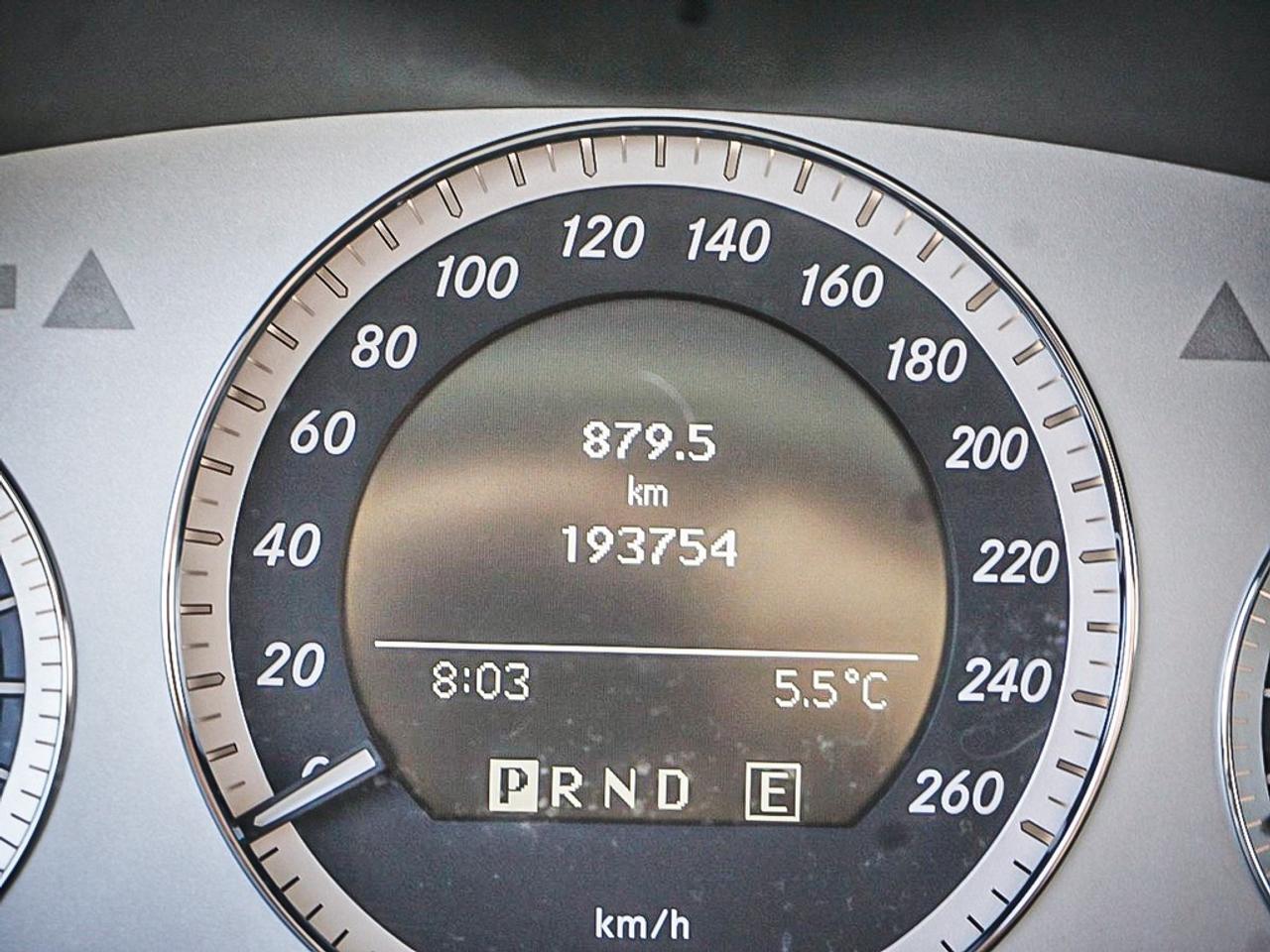 2011 Mercedes-Benz GLK-Class  Photo