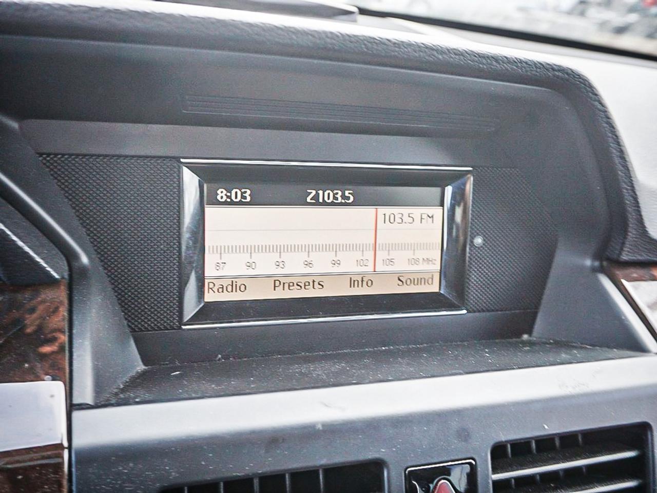 2011 Mercedes-Benz GLK-Class  Photo