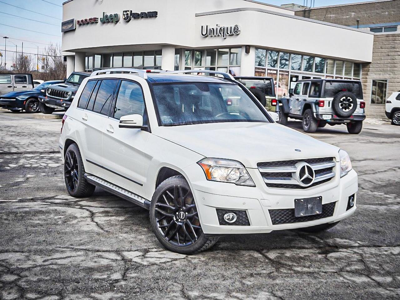 2011 Mercedes-Benz GLK-Class  Photo