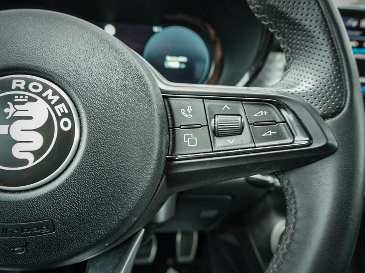 2023 Alfa Romeo Tonale  Photo