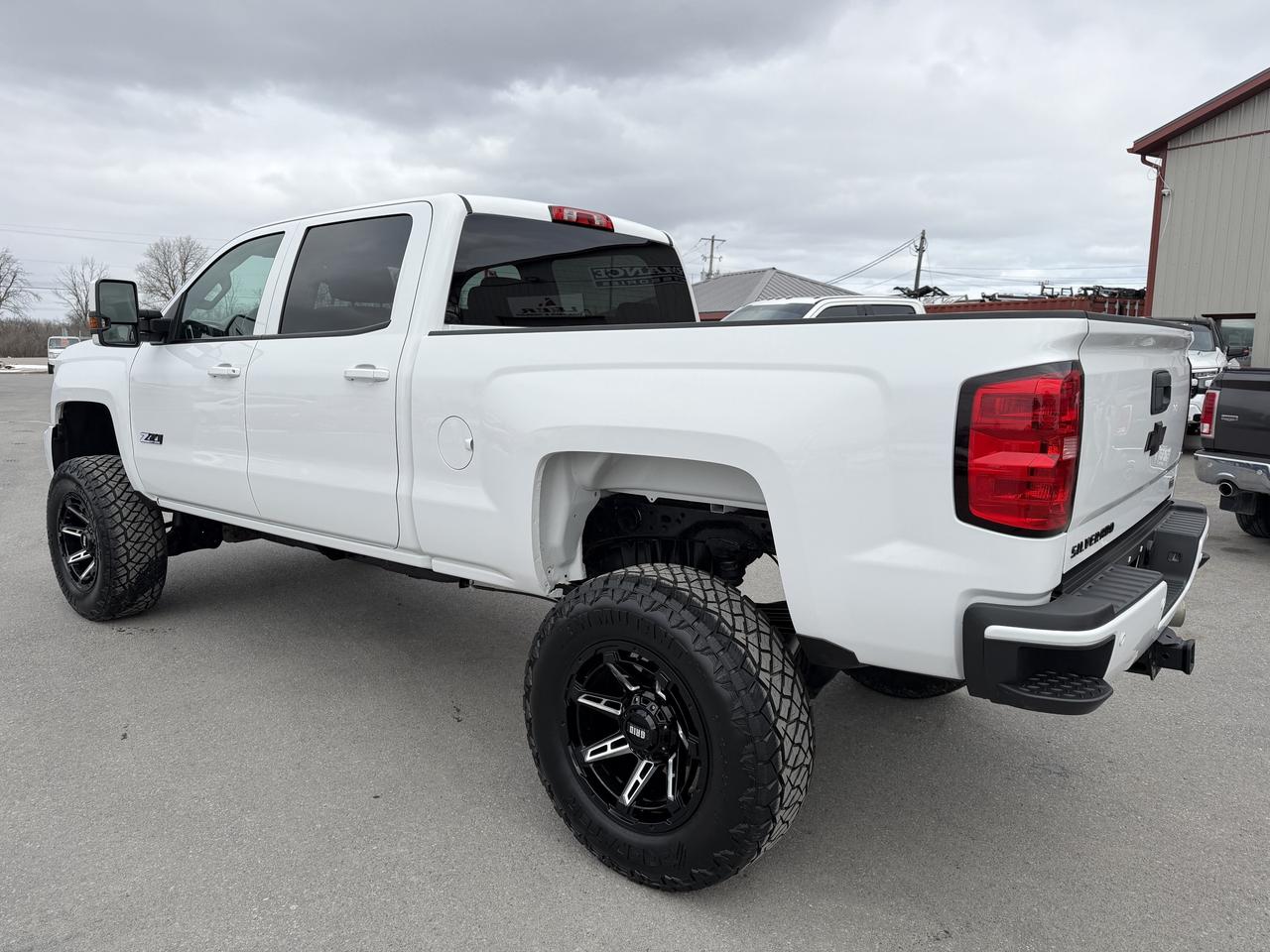 2018 Chevrolet SILVERADO 2500HD LTZ LIFT/WHEEL/TIRE PKG!! Photo4