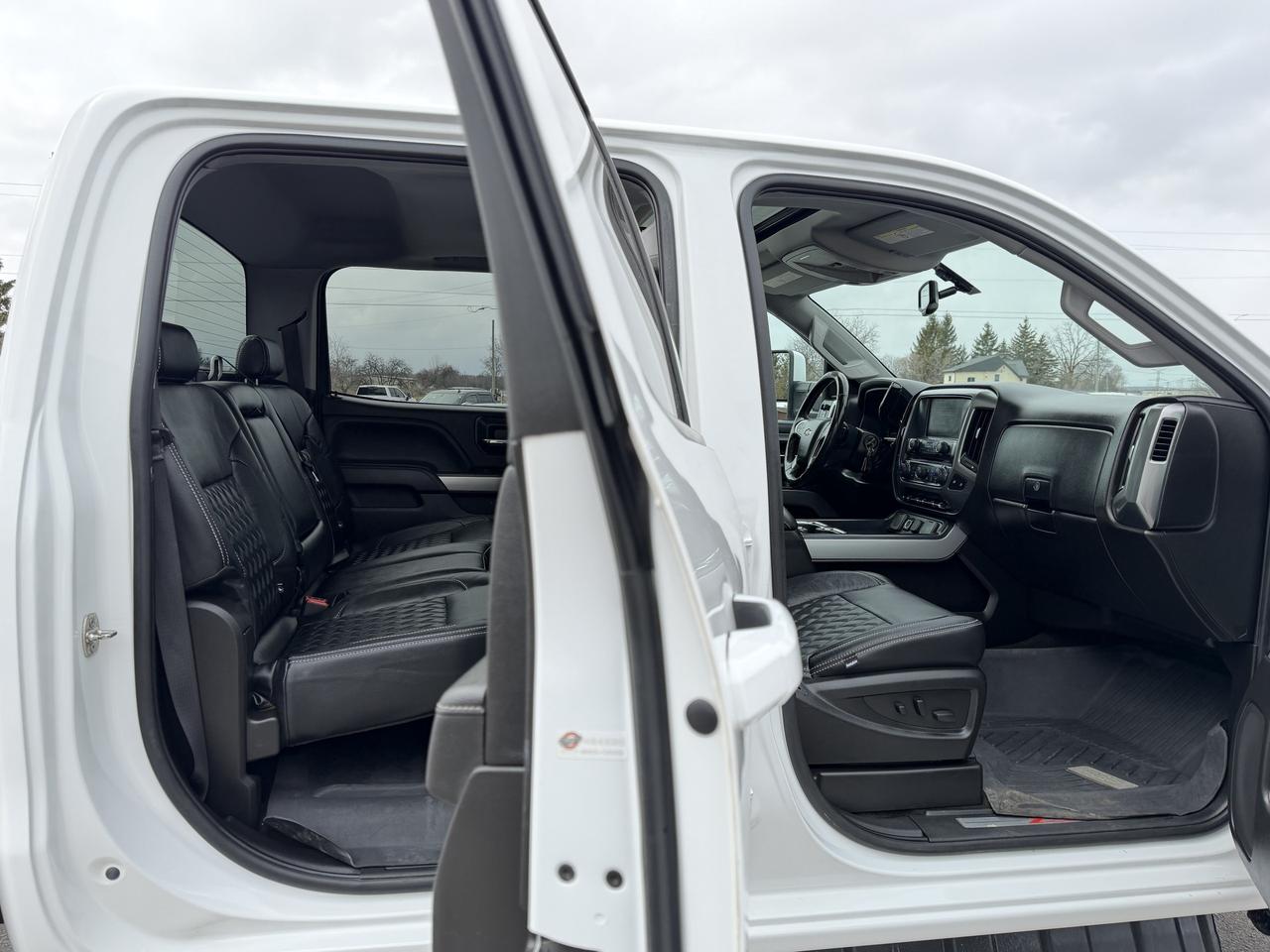 2018 Chevrolet SILVERADO 2500HD LTZ LIFT/WHEEL/TIRE PKG!! Photo