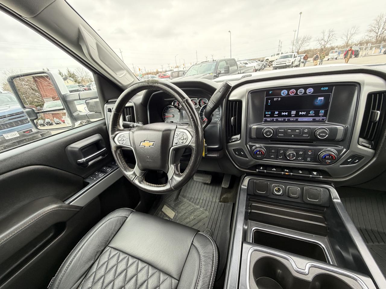 2018 Chevrolet SILVERADO 2500HD LTZ LIFT/WHEEL/TIRE PKG!! Photo