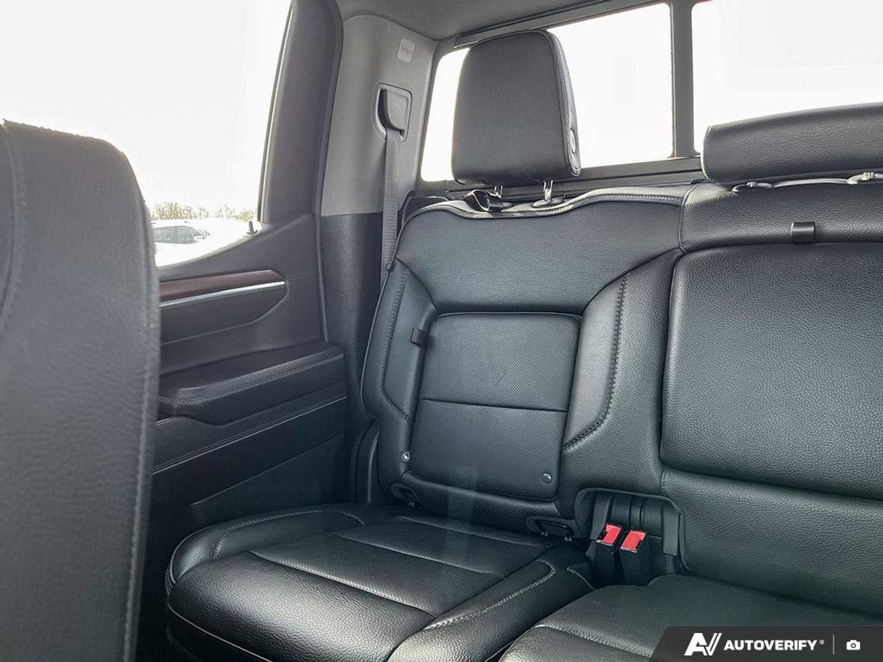 2023 GMC Sierra 1500 Denali | Reserve Package | HUD | Adaptive Cruise | Power Steps | Leather | Sunroof | Photo