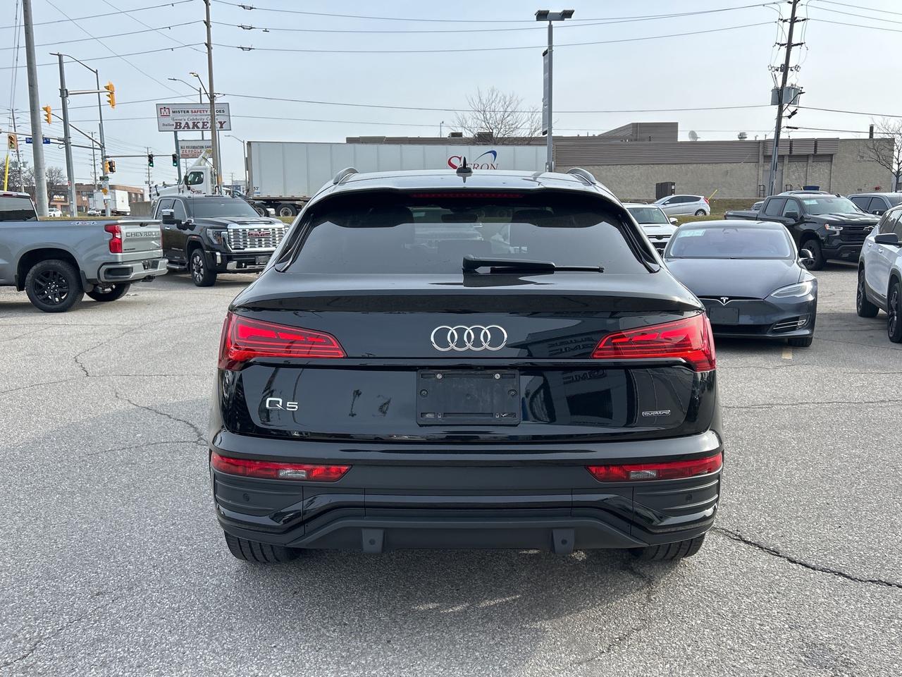 2023 Audi Q5 Sportback Technik 45 TFSI quattro Photo