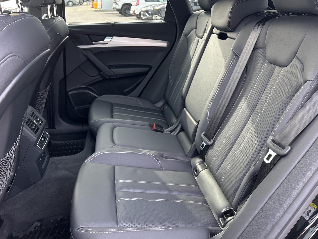 2023 Audi Q5 Sportback Technik 45 TFSI quattro Photo