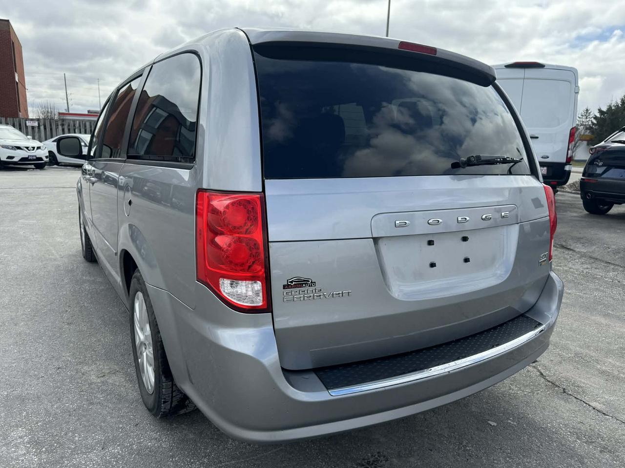 2016 Dodge Grand Caravan 4dr Wgn SXT Photo