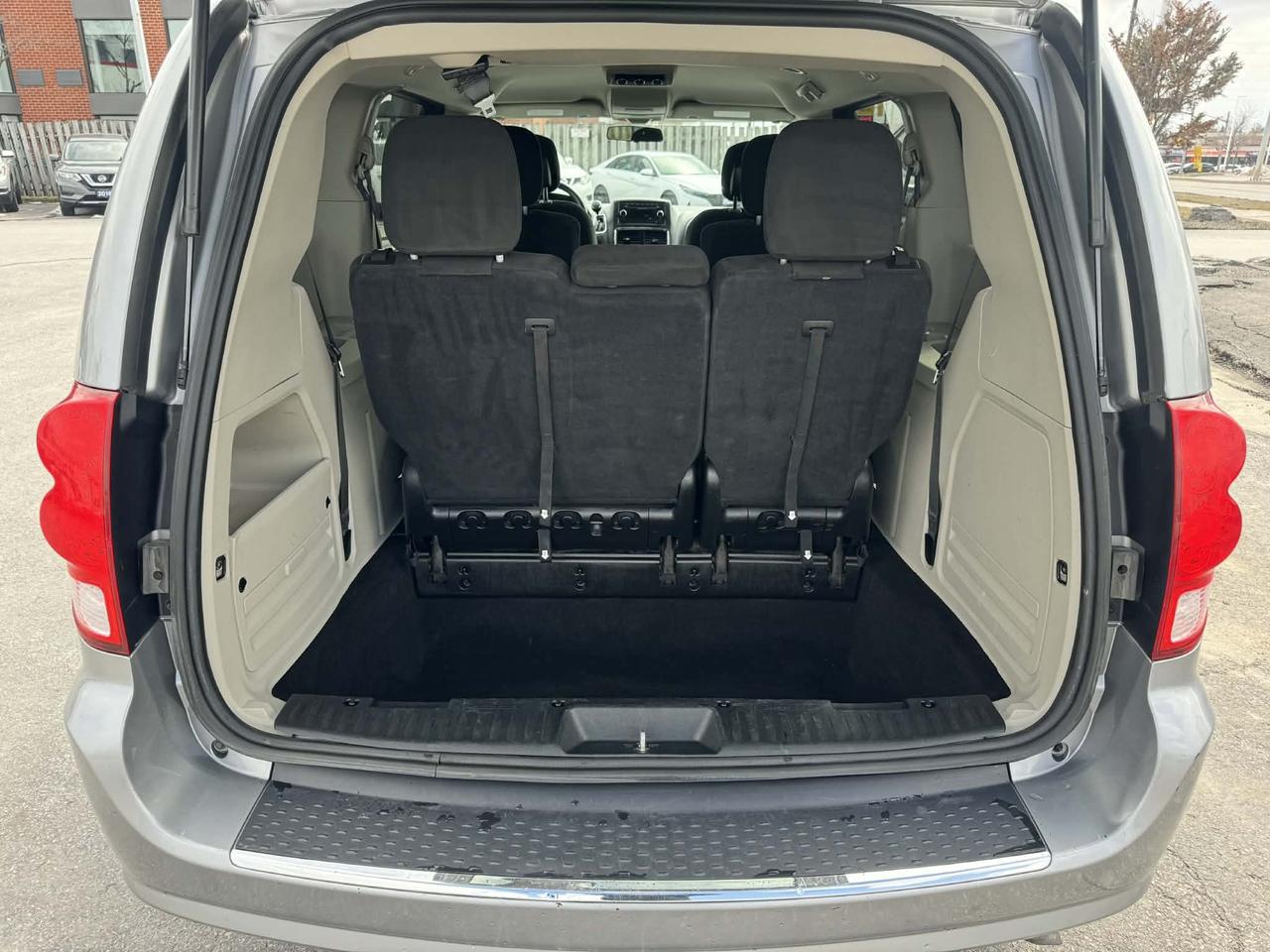 2016 Dodge Grand Caravan 4dr Wgn SXT Photo