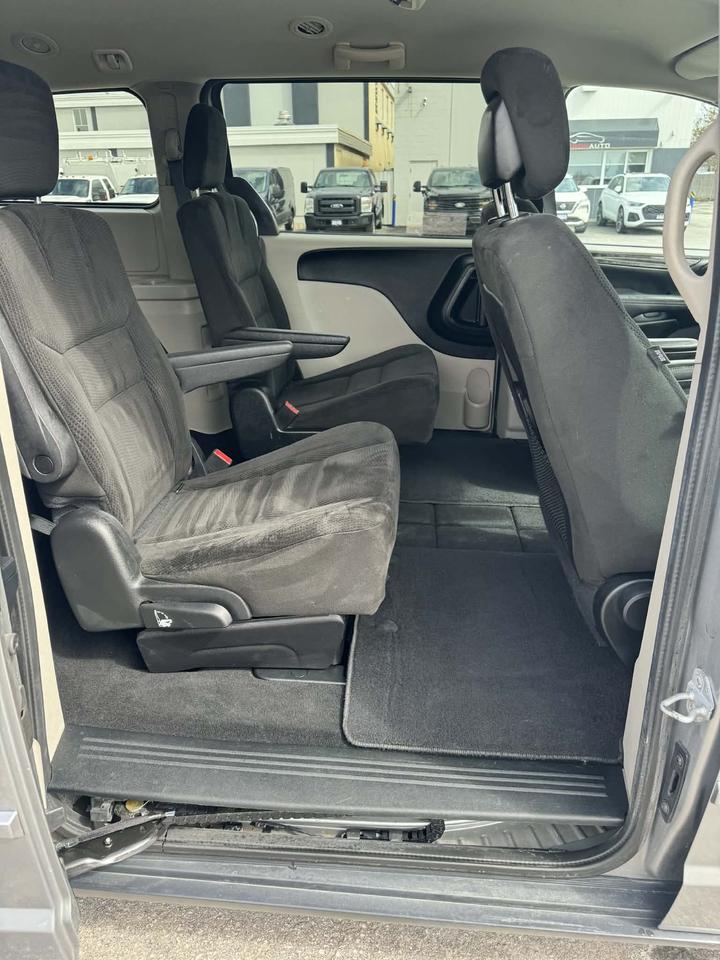 2016 Dodge Grand Caravan 4dr Wgn SXT Photo