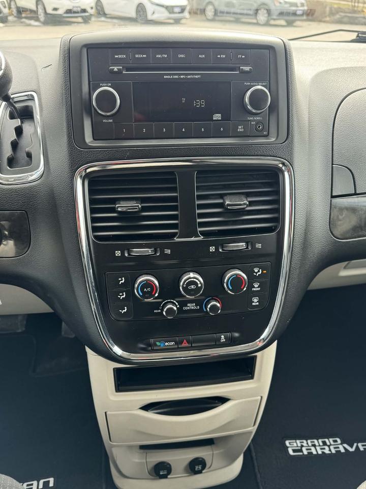 2016 Dodge Grand Caravan 4dr Wgn SXT Photo