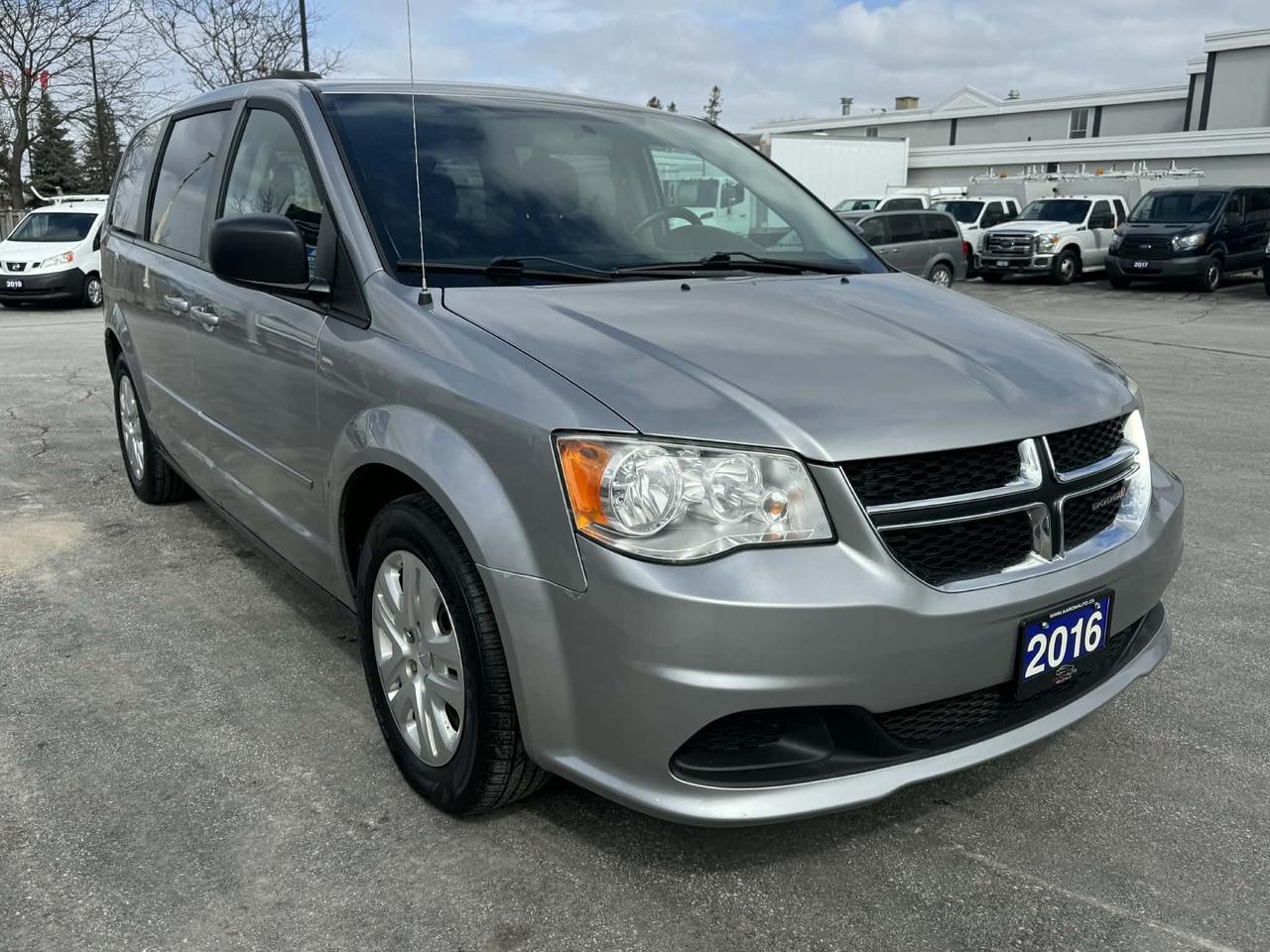 2016 Dodge Grand Caravan 4dr Wgn SXT Photo