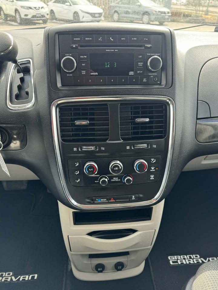 2016 Dodge Grand Caravan 4dr Wgn SXT Photo