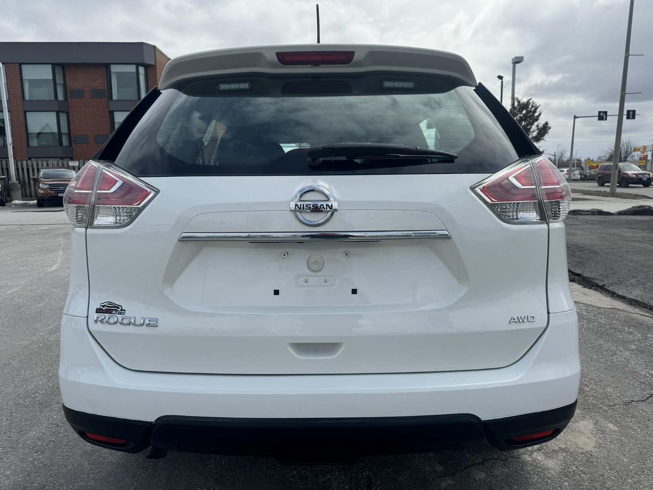 2016 Nissan Rogue AWD 4dr SL Photo3