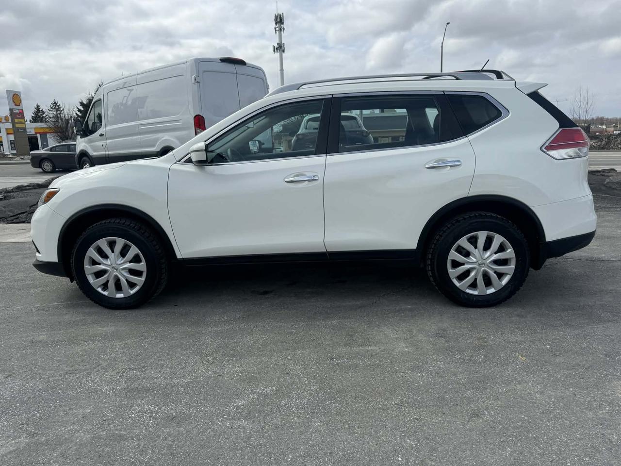 2016 Nissan Rogue AWD 4dr SL Photo