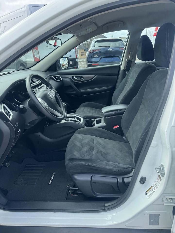 2016 Nissan Rogue AWD 4dr SL Photo