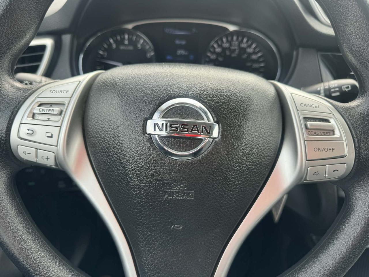 2016 Nissan Rogue AWD 4dr SL Photo