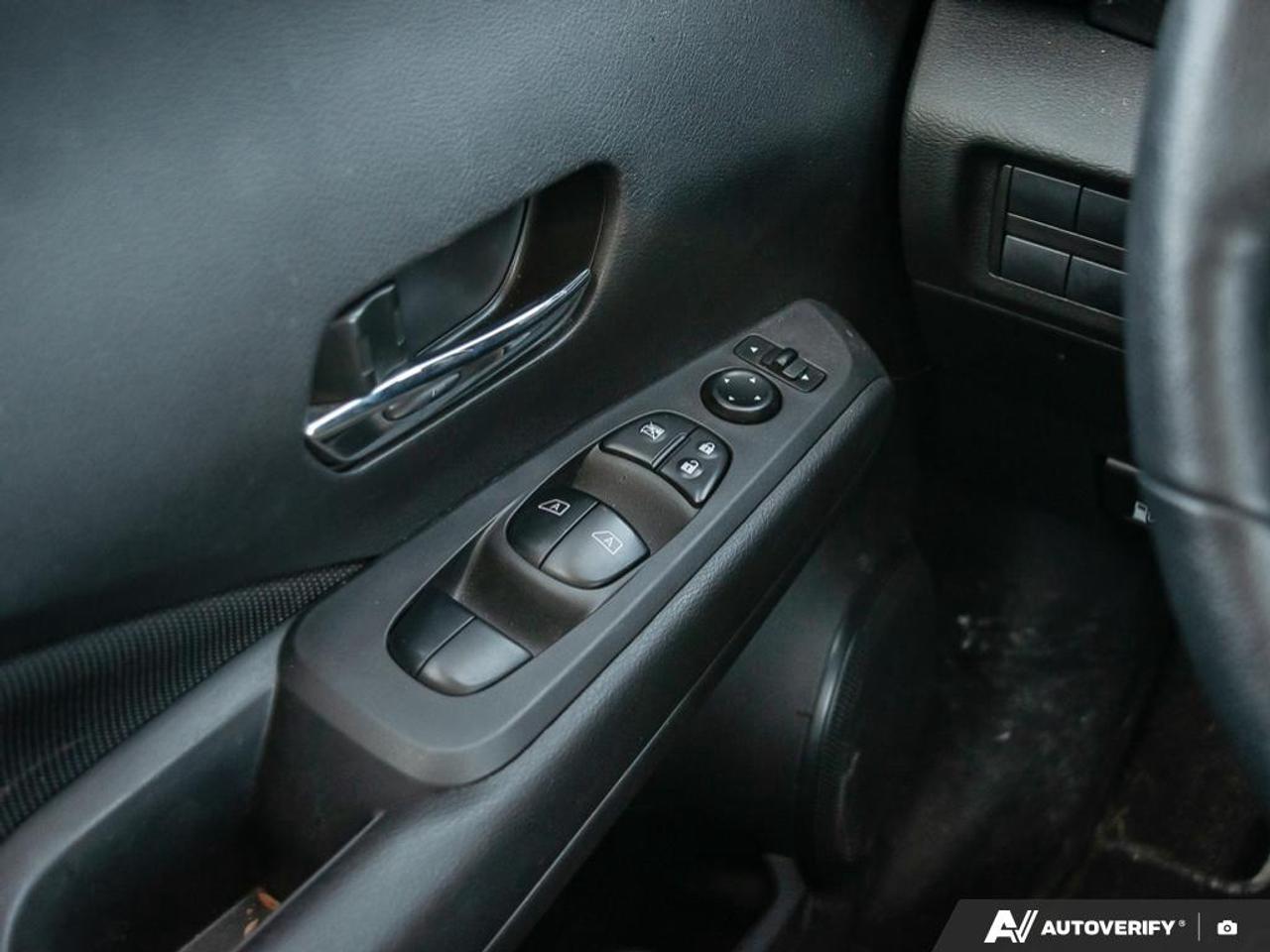 2023 Nissan Kicks SV 4dr Front-Wheel Drive Photo