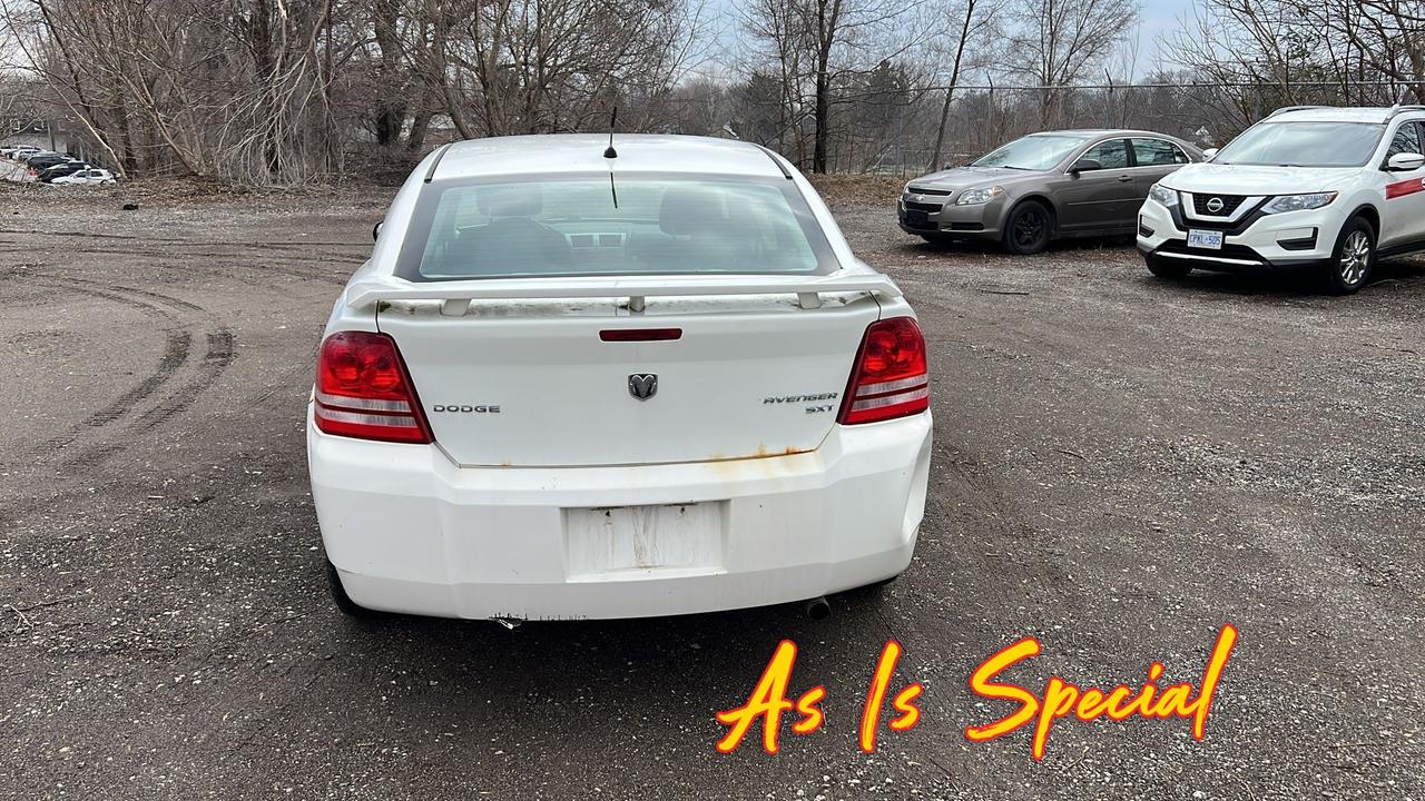 2010 Dodge Avenger SXT 4dr Front-wheel Drive Sedan Photo