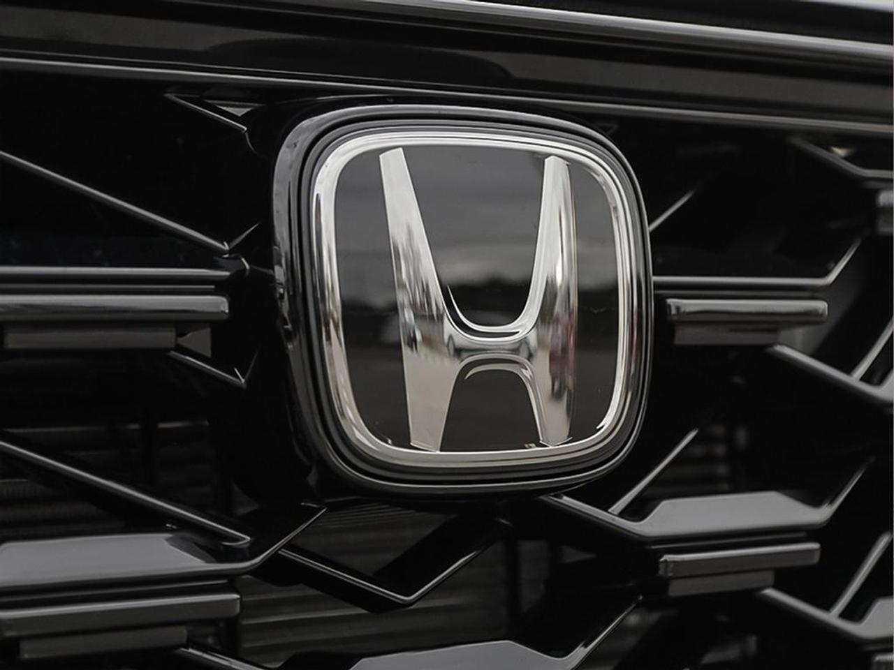 2026 Honda CR-V Hybrid Touring 4dr All-Wheel Drive Photo