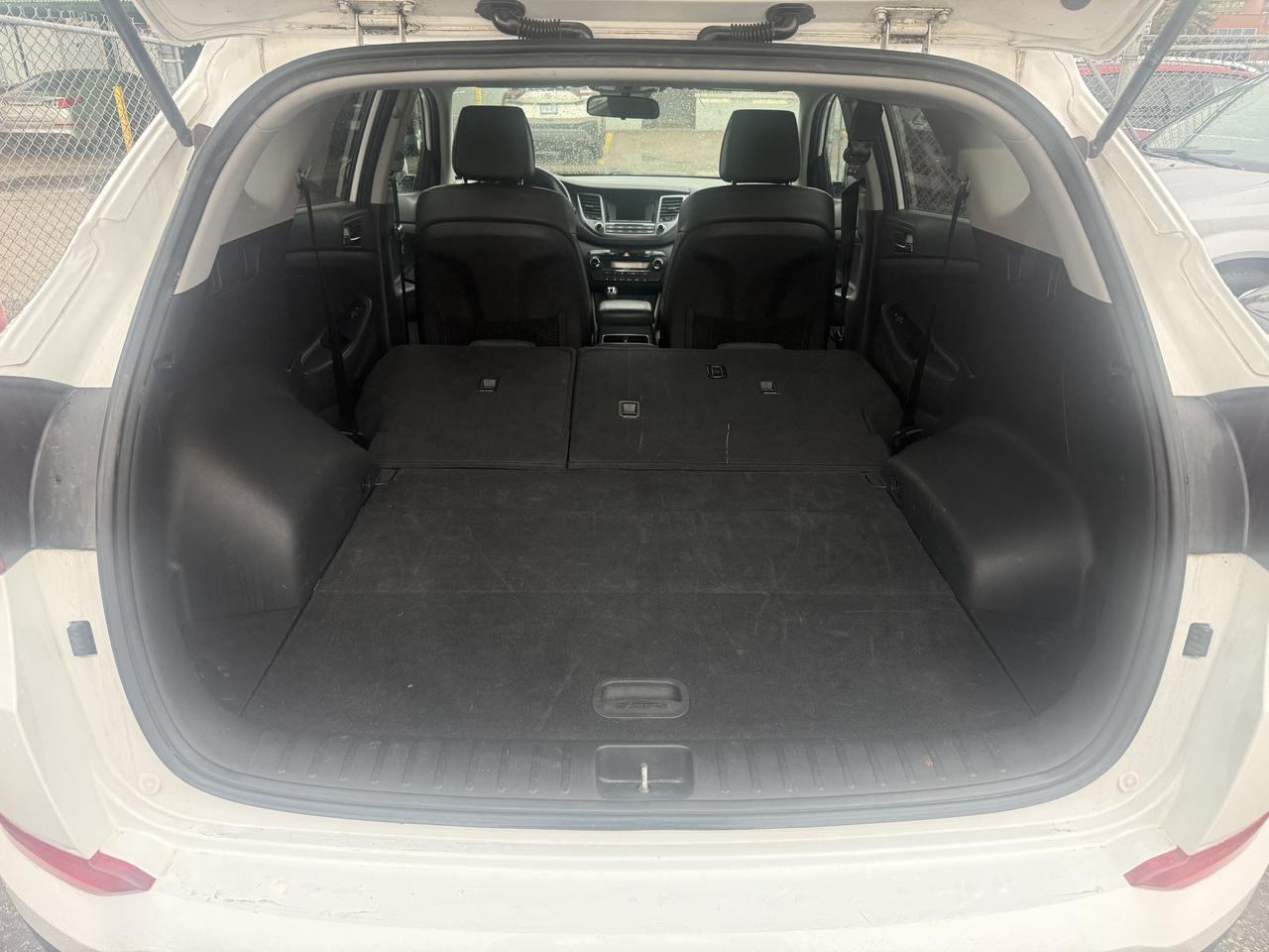 2017 Hyundai Tucson *** 3 YEAR WARRANTY INCLUDED *** Photo