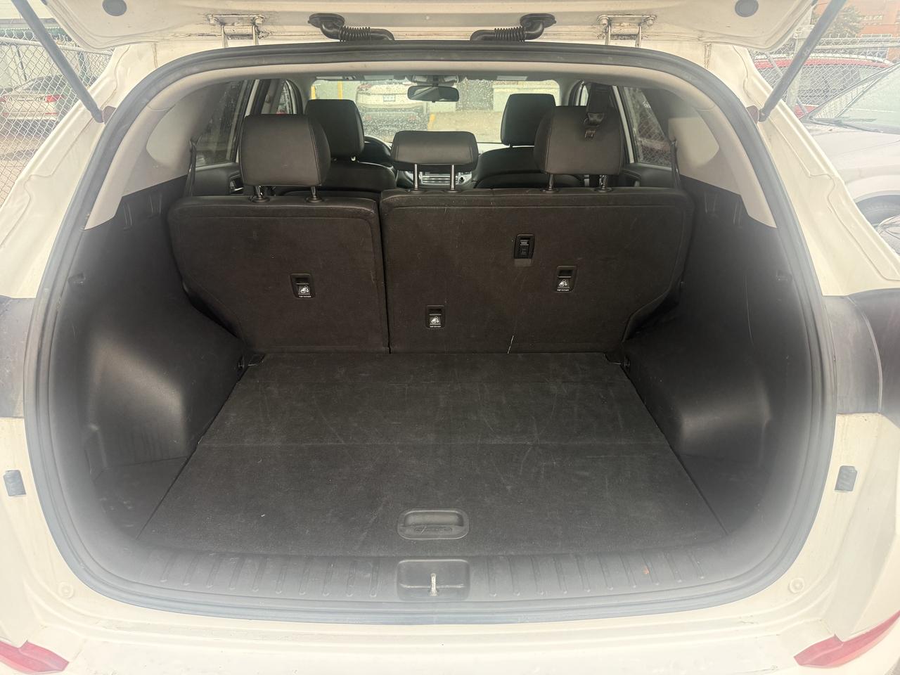 2017 Hyundai Tucson *** 3 YEAR WARRANTY INCLUDED *** Photo